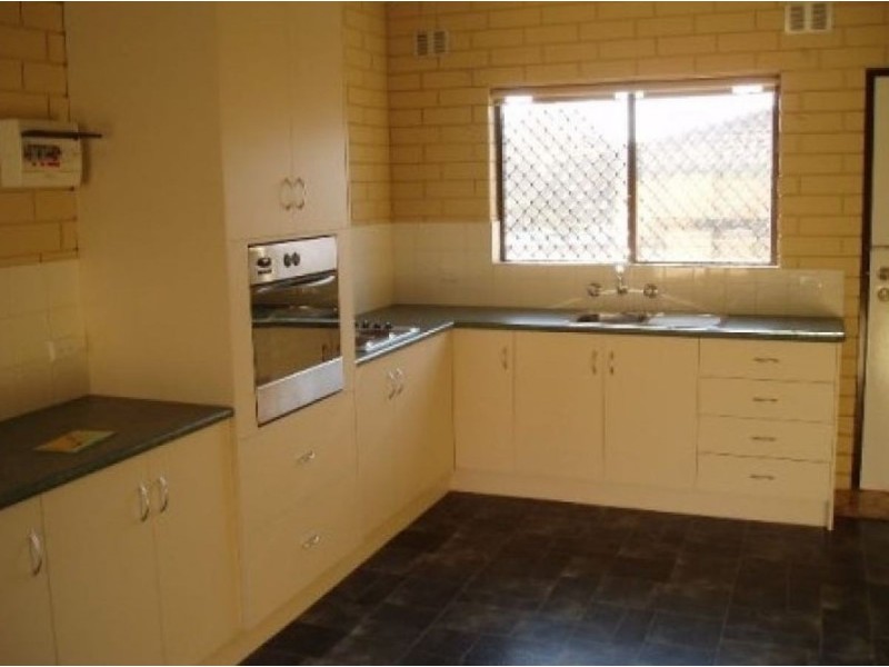 1/19 Nordlingen Drive, Tolland NSW 2650