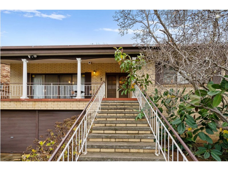 36 Wilks Avenue, Kooringal NSW 2650
