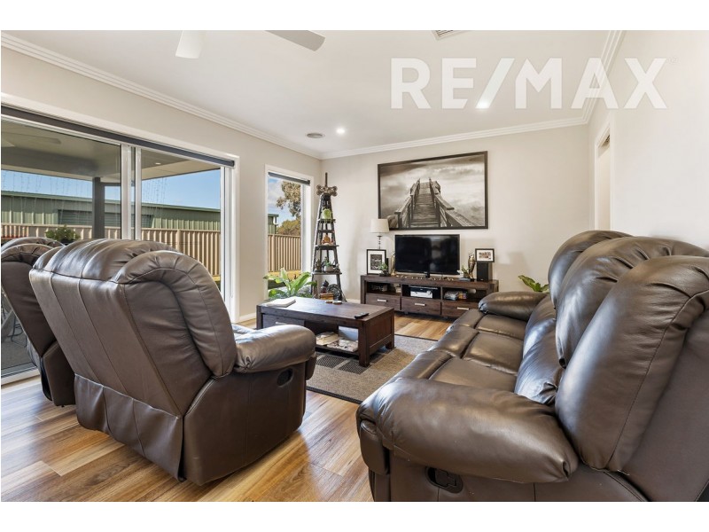 46 Bradman Drive, Boorooma NSW 2650