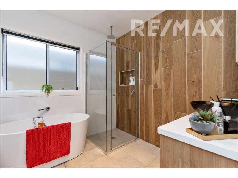 46 Bradman Drive, Boorooma NSW 2650