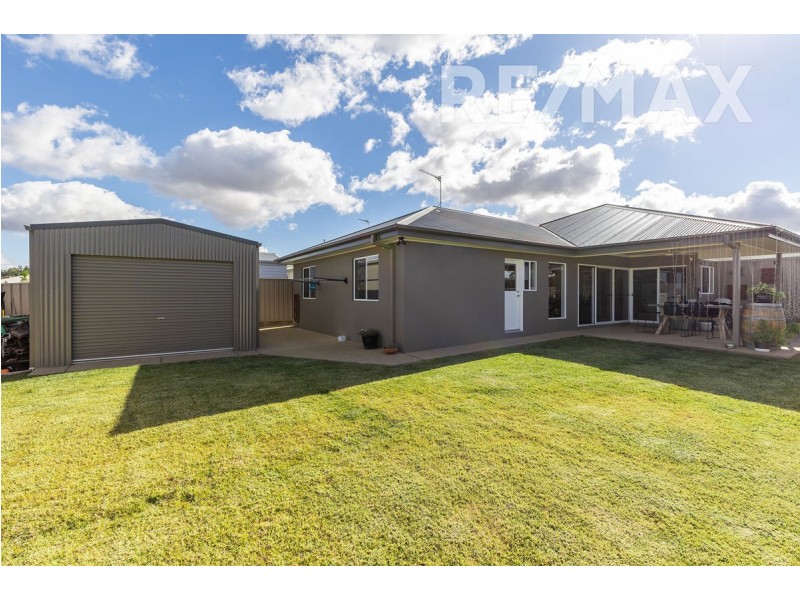 46 Bradman Drive, Boorooma NSW 2650