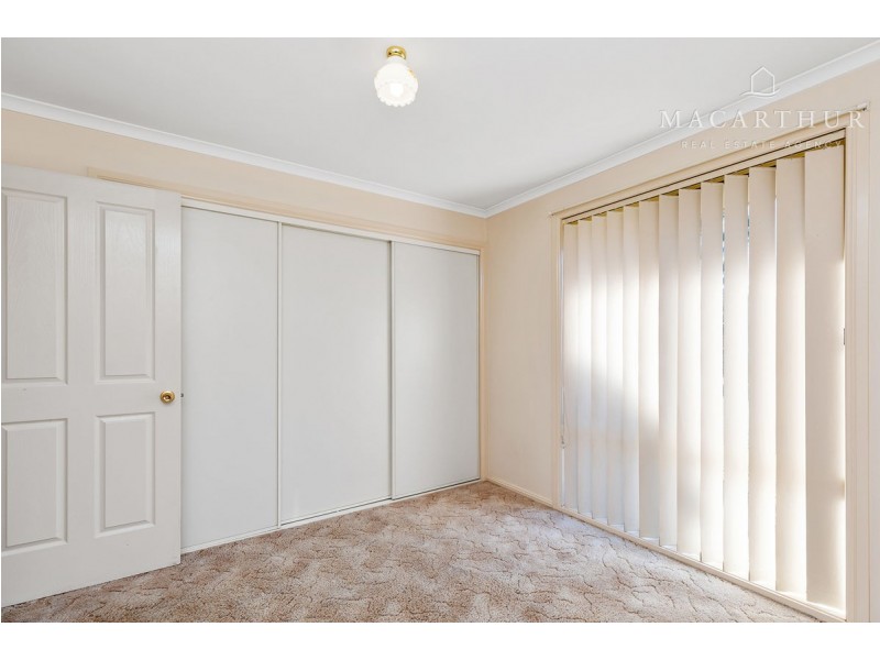 1&2/15 Yeomans Place, Kooringal NSW 2650
