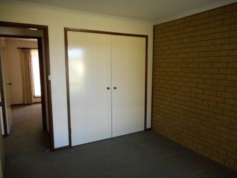 3/33 Wren Street, Mount Austin NSW 2650