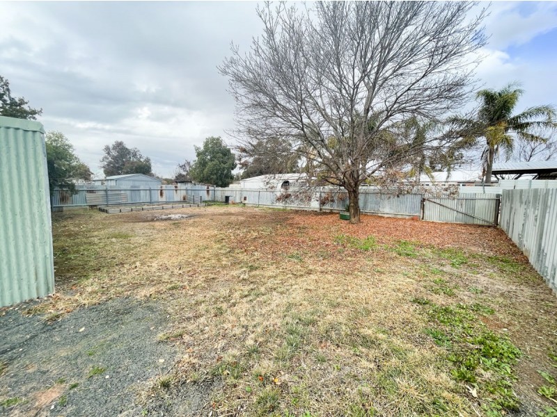 26 Drummond Street, Lockhart NSW 2656