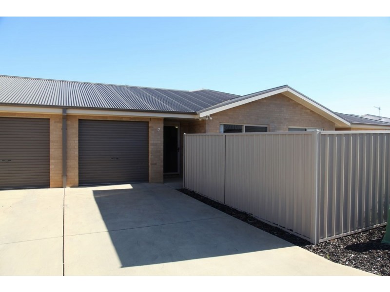 7/6-14 Mirrul Street, Glenfield Park NSW 2650