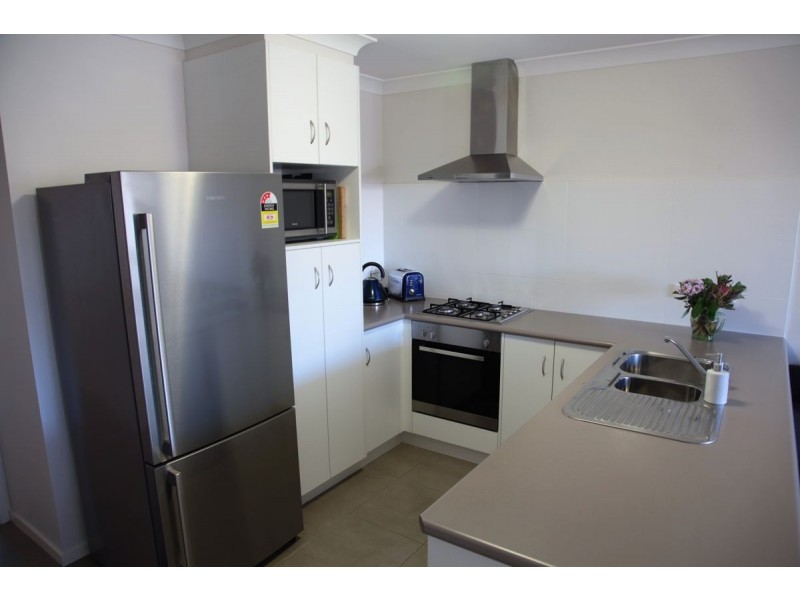 7/6-14 Mirrul Street, Glenfield Park NSW 2650