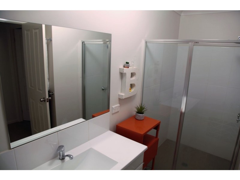 7/6-14 Mirrul Street, Glenfield Park NSW 2650