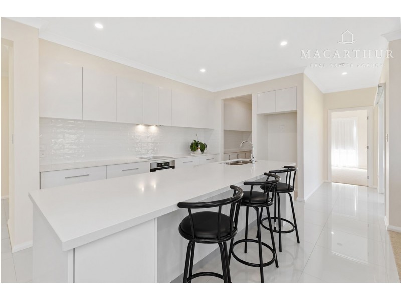 48 Matilda Crescent, Wagga Wagga NSW 2650