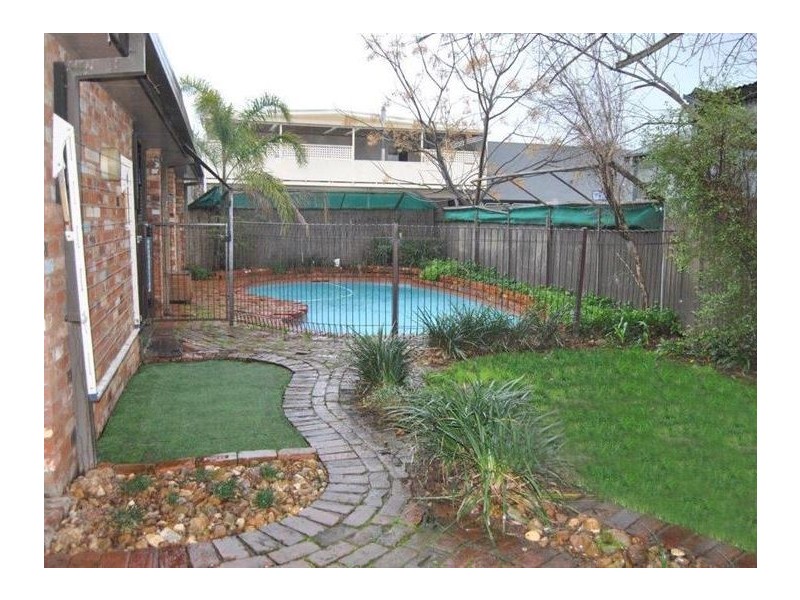 10 Blake Street, Wagga Wagga NSW 2650
