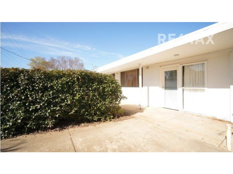 340 Lake Albert Road, Kooringal NSW 2650