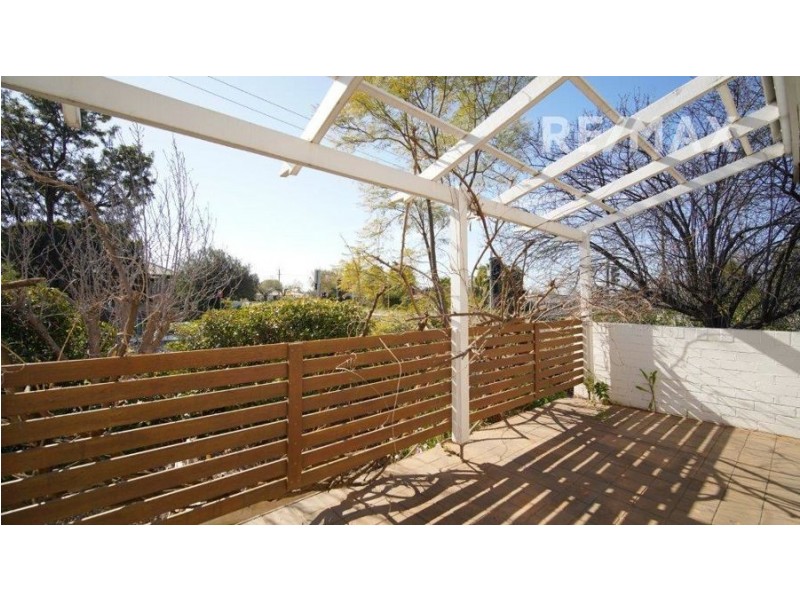 340 Lake Albert Road, Kooringal NSW 2650