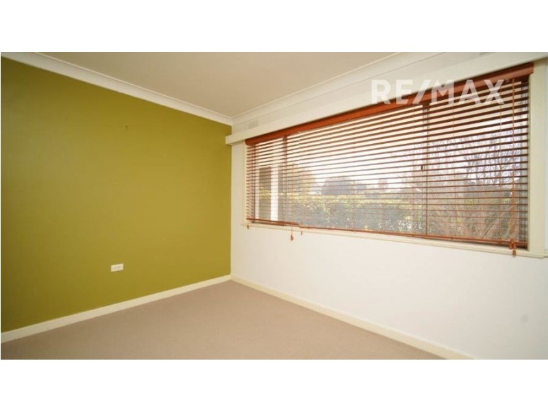 340 Lake Albert Road, Kooringal NSW 2650