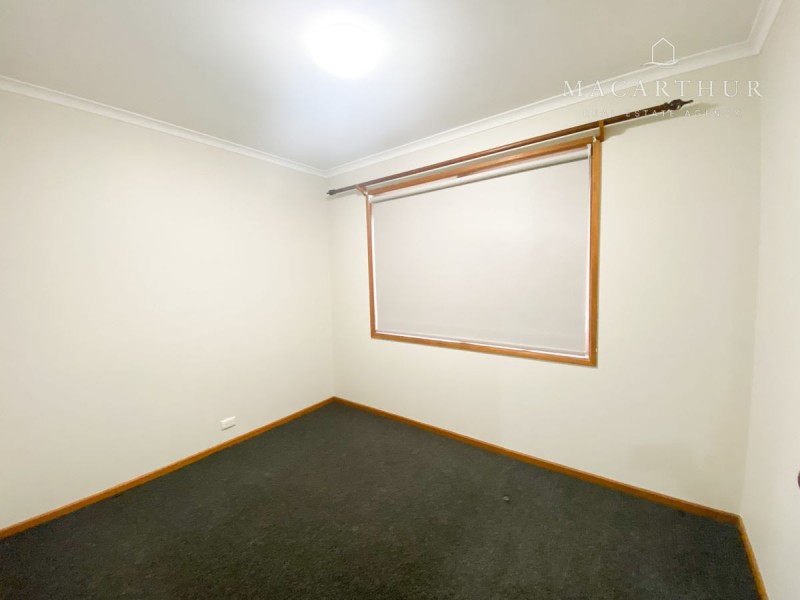 16 Adjin Street, Mount Austin NSW 2650