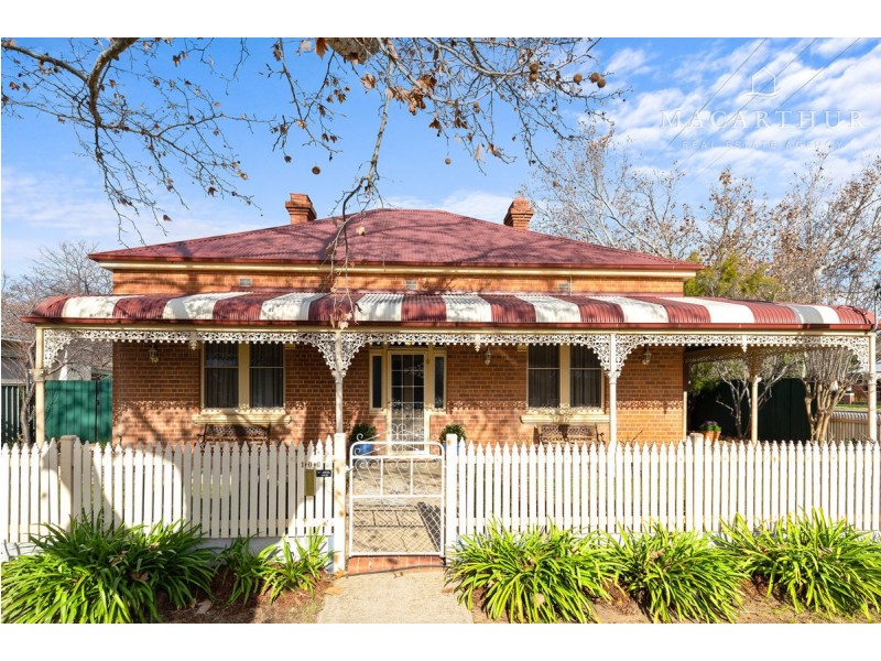 106 Gurwood Street, Wagga Wagga NSW 2650