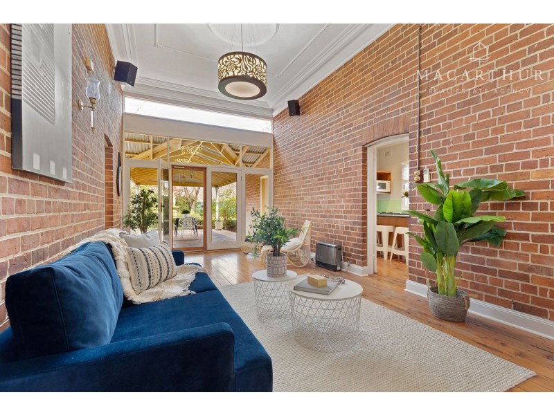 106 Gurwood Street, Wagga Wagga NSW 2650