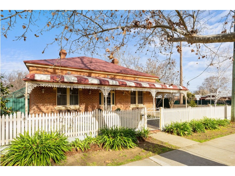 106 Gurwood Street, Wagga Wagga NSW 2650