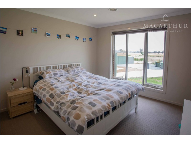 9B Gimlet Place, Forest Hill NSW 2651