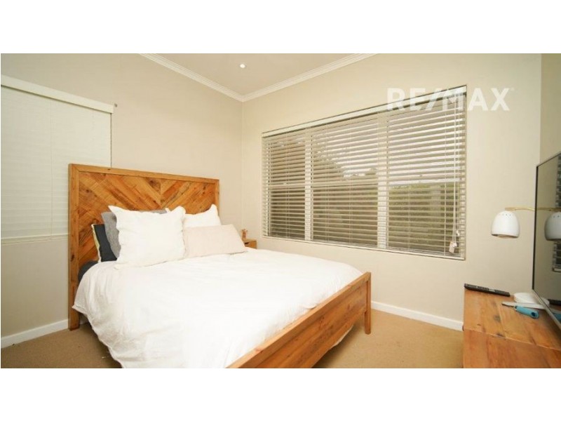 80 Bourke Street, Turvey Park NSW 2650