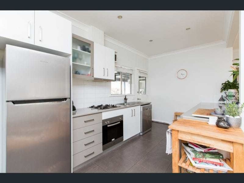 13 Ceduna Street, Mount Austin NSW 2650