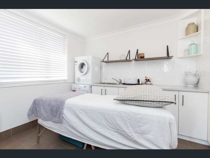 13 Ceduna Street, Mount Austin NSW 2650