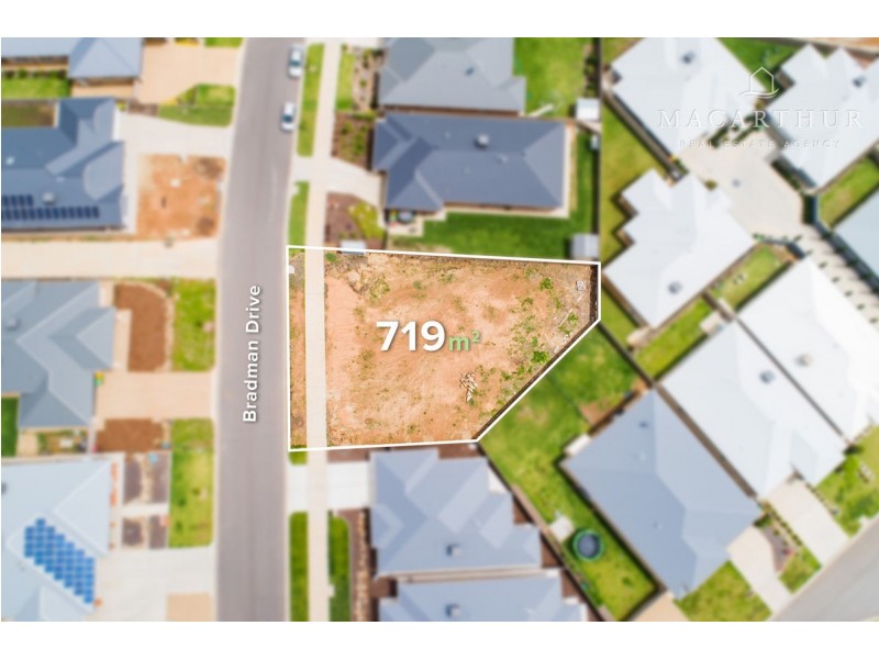 87 Bradman Drive, Boorooma NSW 2650