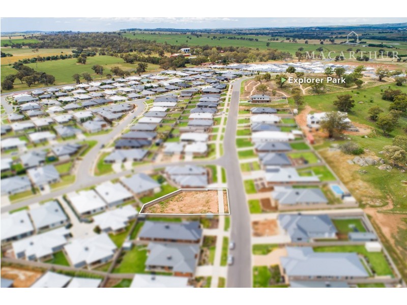 87 Bradman Drive, Boorooma NSW 2650