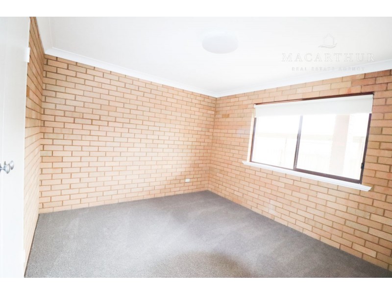 1/4 Rowe Street, Wagga Wagga NSW 2650