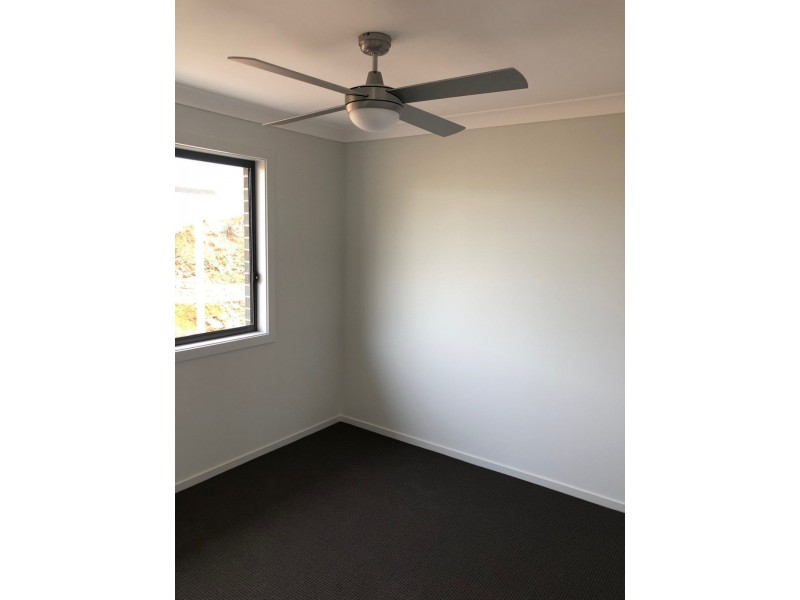 2/34 Gasnier Loop, Boorooma NSW 2650