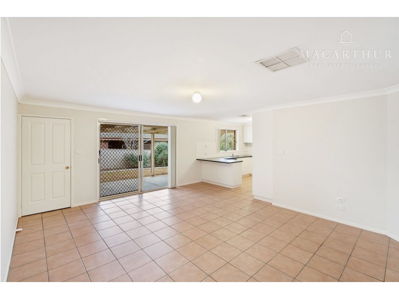 61 Veale Street, Ashmont NSW 2650