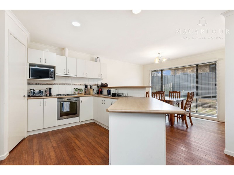 2a Galleon Place, Estella NSW 2650