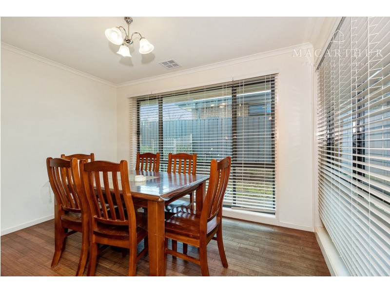 2a Galleon Place, Estella NSW 2650