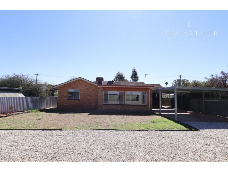 2 Parkhurst Street, Tolland NSW 2650