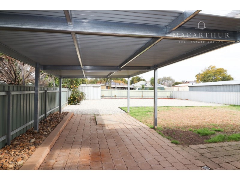 2 Parkhurst Street, Tolland NSW 2650