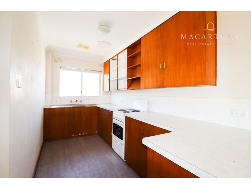 6/4 Nordlingen Drive, Tolland NSW 2650