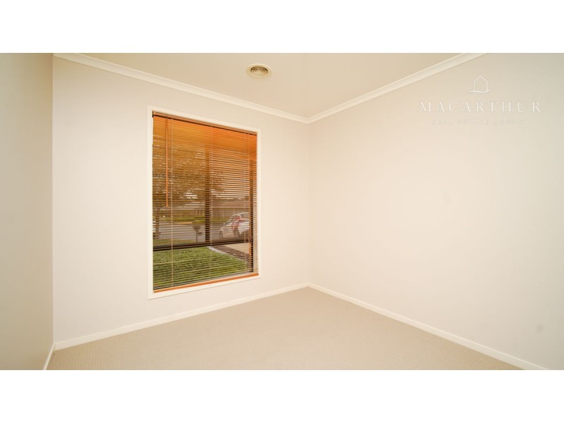 9 Apprentice Avenue, Ashmont NSW 2650
