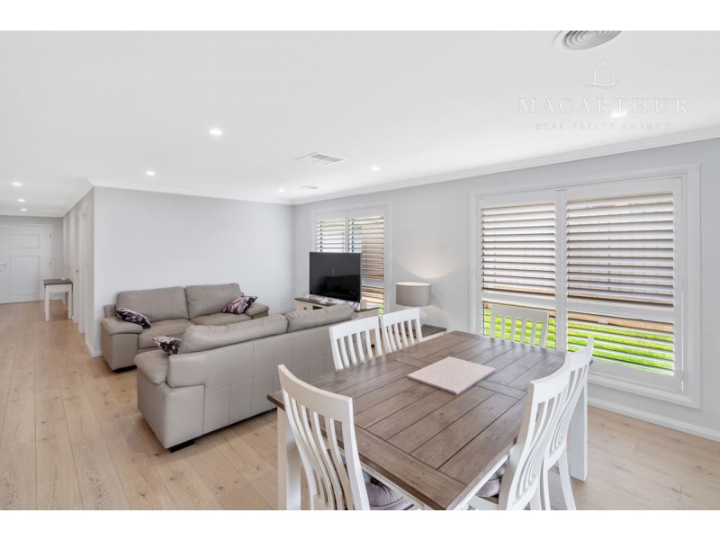 29 Gasnier Loop, Boorooma NSW 2650