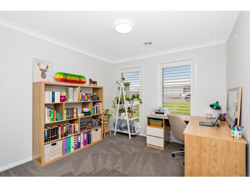 29 Gasnier Loop, Boorooma NSW 2650