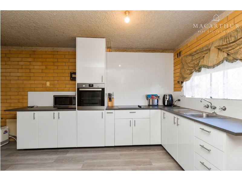 1-4/19 Nordlingen Drive, Tolland NSW 2650