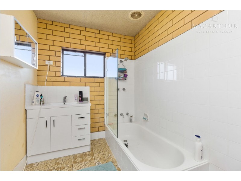 1-4/19 Nordlingen Drive, Tolland NSW 2650