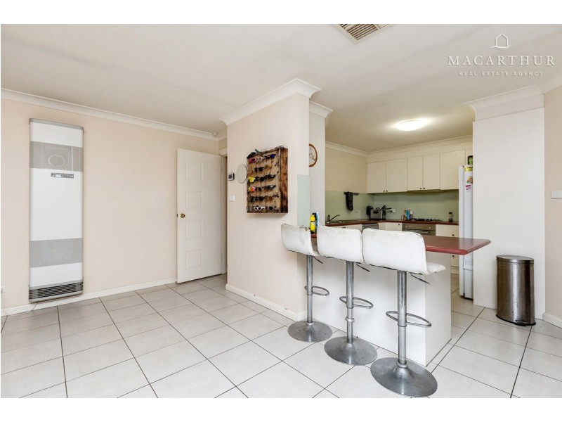 1 Barrima Drive, Glenfield Park NSW 2650