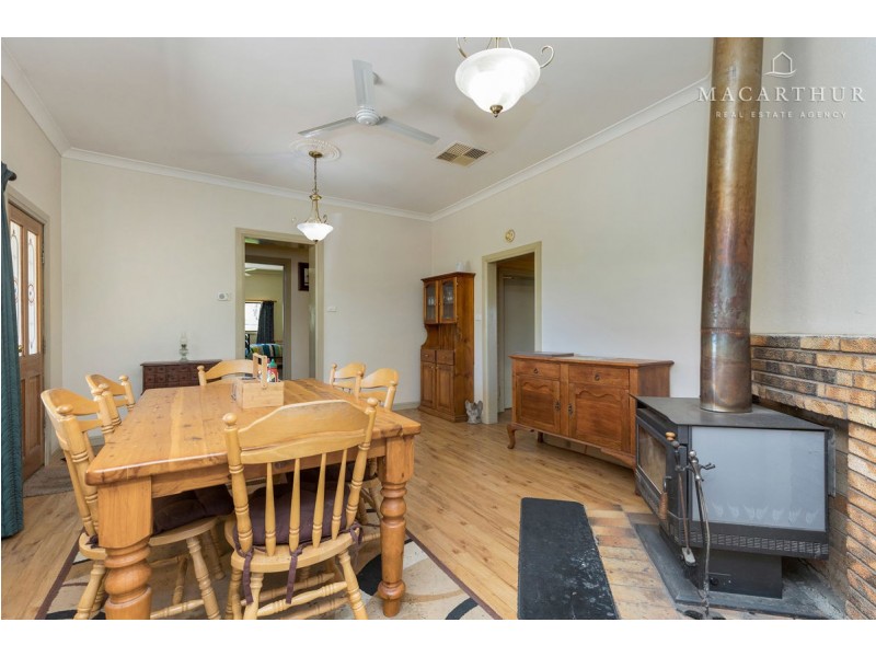 “Rockedge” 363 Vincents Road, The Rock NSW 2655