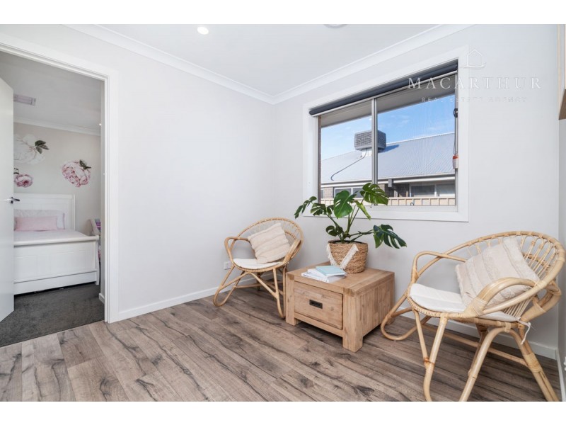 4 Paradise Drive, Gobbagombalin NSW 2650