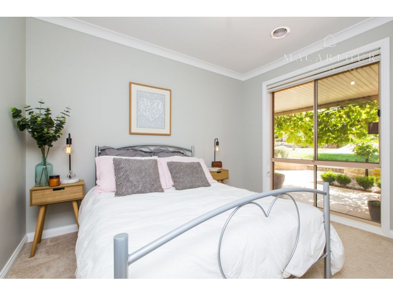 18 Canola Place, Estella NSW 2650