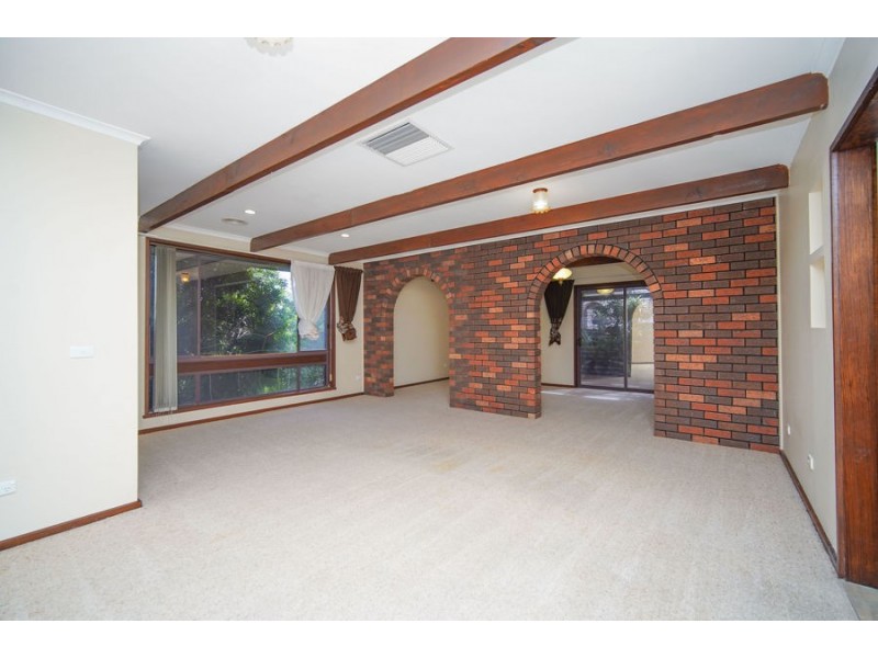 79 Simkin Crescent, Kooringal NSW 2650