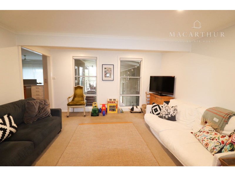 70 Mitchelmore Street, Turvey Park NSW 2650