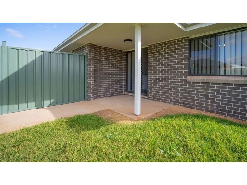 49 Paperbark Drive, Forest Hill NSW 2651