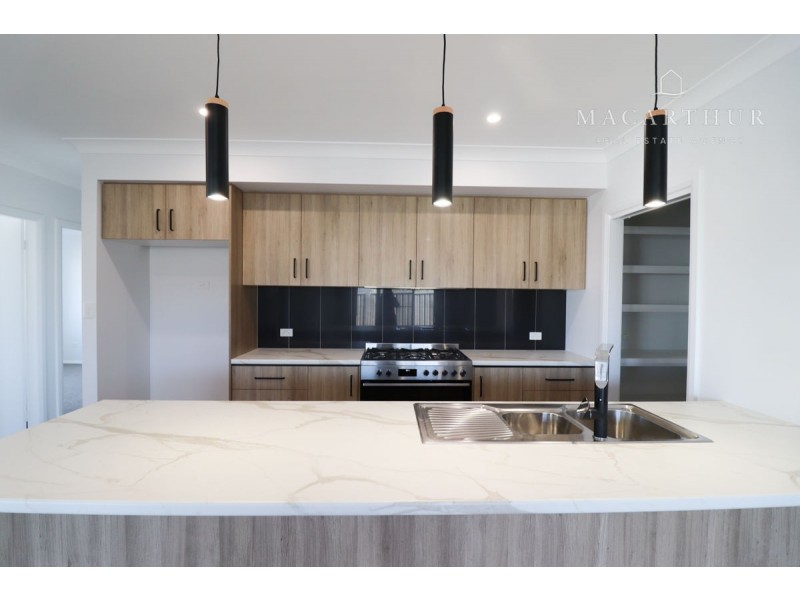 77A Coppabella Drive, Gobbagombalin NSW 2650