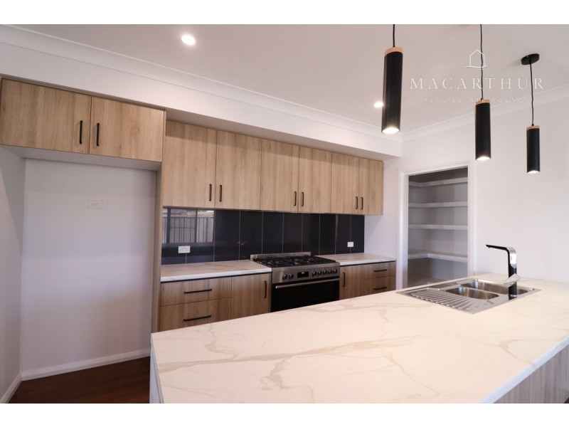 77A Coppabella Drive, Gobbagombalin NSW 2650