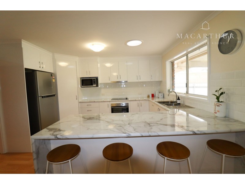 2 Egret Place, Estella NSW 2650