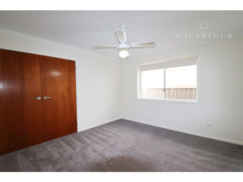 2 Egret Place, Estella NSW 2650